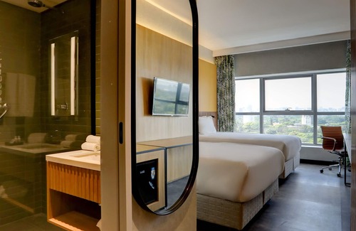 Pinheiros Hotel | Top-Rated Hilton Garden Inn Rebouças with Family Amenities