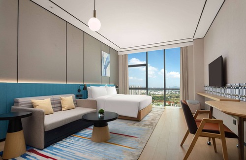 Bao'an Hotel | Exceptional Hilton Garden Inn Shenzhen with Family-Friendly Perks