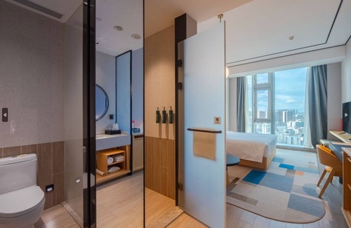Fuyong Hotel | Comfortable Stay at Hilton Garden Inn Shenzhen Airport