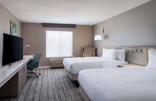 St. Charles Hotel | Discover Comfort at Hilton Garden Inn St. Charles