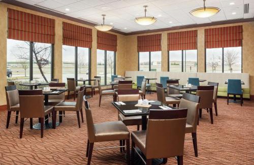 O'Fallon Hotel | Relax at Hilton Garden Inn St. Louis Shiloh/O'Fallon IL
