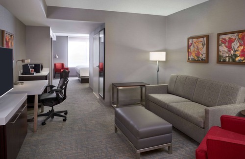 Northeast Mississauga Hotel | Discover Hilton Garden Inn Toronto Airport West/Mississauga