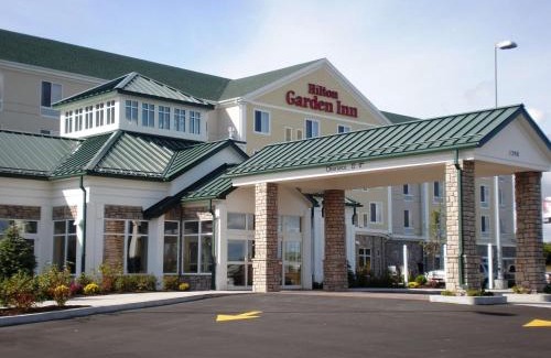 Watertown Hotel | Discover Hilton Garden Inn Watertown: Pet-Friendly Retreat