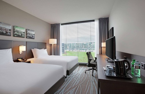 Spreitenbach Hotel | Comfortable Hilton Garden Inn Zurich with Spa & Restaurant