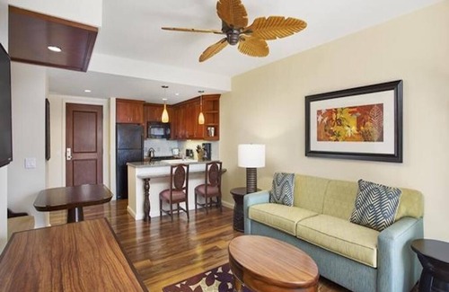 Waikiki Condo | Experience the Hilton Hawaiian Village, Grand Waikikian Suite