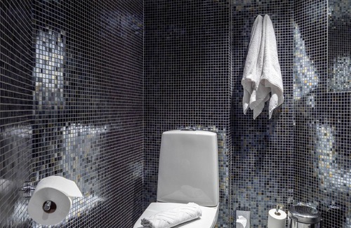 Kallio Hotel | Discover Hilton Helsinki Strand: Exceptional Spa & Pool