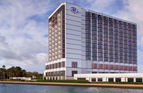 Nassau Bay Hotel | Discover Hilton Houston NASA Clear Lake: Pet-Friendly Retreat