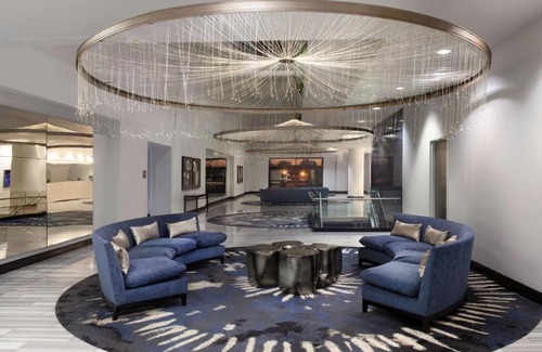 Nassau Bay Hotel | Discover Hilton Houston NASA Clear Lake: Pet-Friendly Retreat
