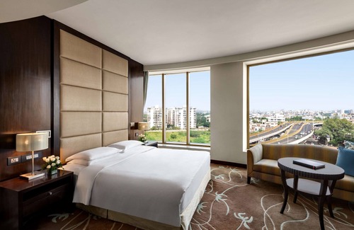 Keshav Nagar Hotel | Elegant Hilton Jaipur: 5-Star Stay with Pool & Spa
