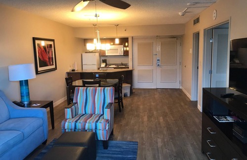 Honokowai Hotel | Discover KAANAPALI BEACH CLUB: Ocean Views & Family Fun