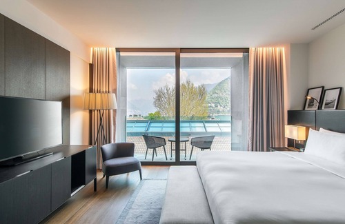 Como Hotel | Discover Hilton Lake Como: 4-Star Stay with Pool & Spa