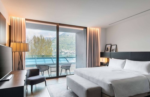 Como Hotel | Discover Hilton Lake Como: 4-Star Stay with Pool & Spa