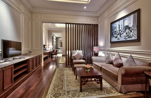 Naypyidaw Hotel | Discover Hilton Nay Pyi Taw: 4-Star Comfort & Relaxation