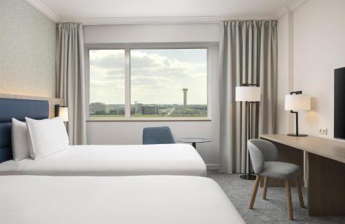 Tremblay-les-Gonesse Hotel | Discover Hilton Paris Charles De Gaulle Airport Stay
