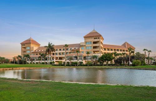 Dream Land Resort | Premier Hilton Pyramids Golf with Spa and Ocean Views