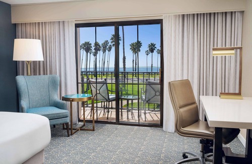East Beach Resort | Ocean View Bliss at Hilton Santa Barbara Beachfront Resort
