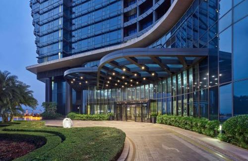 Shekou Hotel | Oceanfront Getaway at Hilton Shenzhen Shekou Nanhai