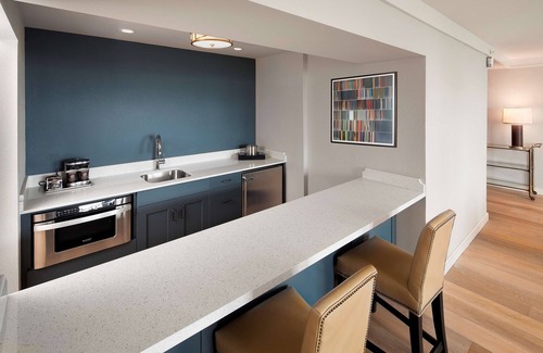 Gainesville Hotel | Discover Comfort at Hilton University of Florida Conference Center