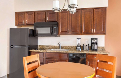 Palo Verde Hotel | Discover Hilton Vacation Club Varsity Club Tucson Experience