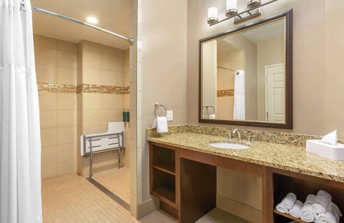 Palo Verde Hotel | Discover Hilton Vacation Club Varsity Club Tucson Experience