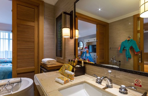 Langfang Hotel | Premier Stay at Hilton Wen'an: 4-Star Excellence Awaits