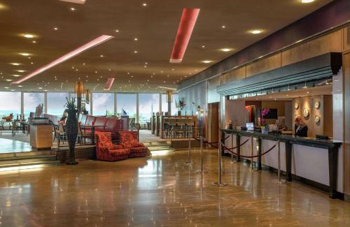 Glattbrugg Hotel | Discover Hilton Zurich Airport: Pet-Friendly & Convenient