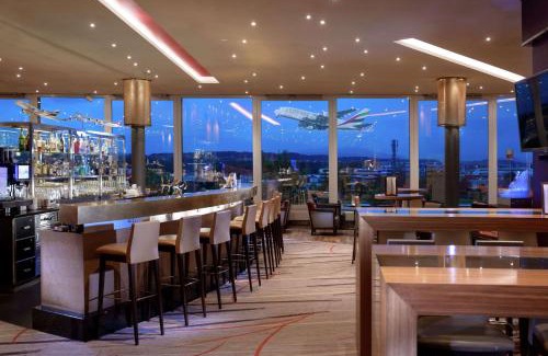 Glattbrugg Hotel | Discover Hilton Zurich Airport: Pet-Friendly & Convenient