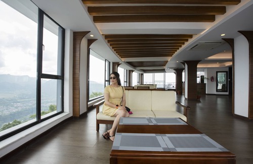 Pokhara Hotel | Discover Himalayan Front Hotel: Top-Rated with Spa & Pool