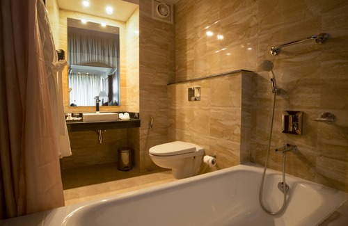 Pokhara Hotel | Discover Himalayan Front Hotel: Top-Rated with Spa & Pool
