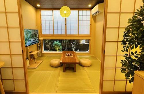 Kujo Villa | himari-駅5分 3ルームトイレ2 和室付き最大10人 家族歓迎 大人数 難波 心斎橋 USJ