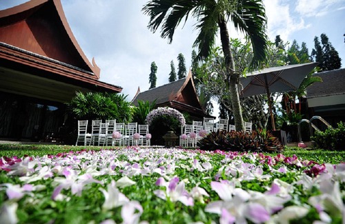 Cherngtalay Villa | Himmaphan Villa: Oceanfront Escape with Pool & Breakfast