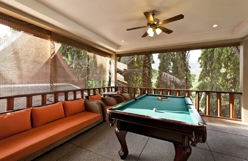 Cherngtalay Villa | Himmaphan Villa: Oceanfront Escape with Pool & Breakfast