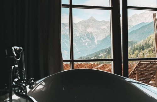 Maria Alm am Steinernen Meer House | Experience the Unique Himmelsstürmer ÜF at Jufenalm Hotel