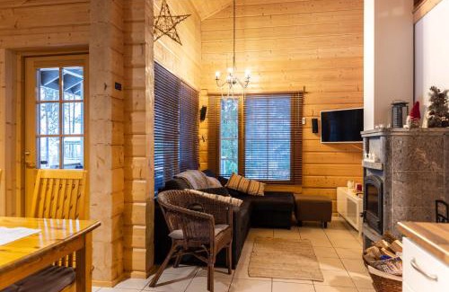Jamsa House | Himos Huili 2: Ocean View Retreat with Private Beach