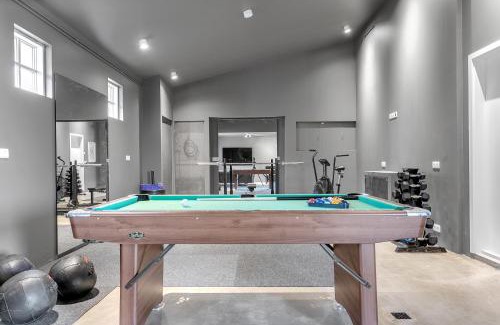 Kjosarhreppur Villa | Exceptional Himri Mountain Villa: Family-Friendly Retreat