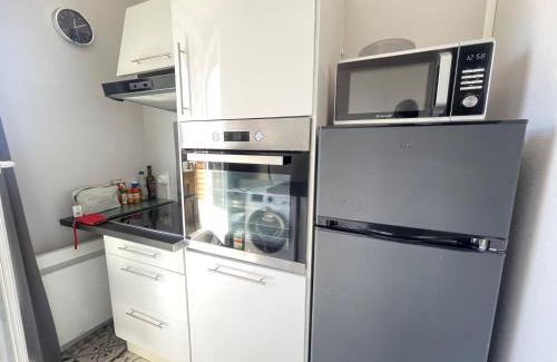 Hincmar Apartment | Family-Friendly Retreat at Hincmar de YourHostHelper