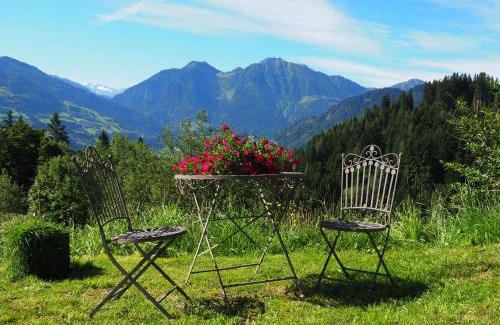 Maschl Apartment | Exceptional Hinterburgschwaig Hof: Family & Wheelchair Access