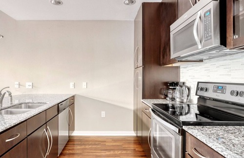 Barton Heights Apartment | Hip Barton Springs 1BR w/ W/D, Gym & Pool, nr Town Lake, by Blueground