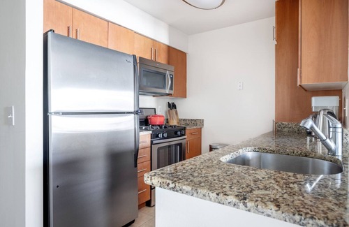 West End Apartment | Modern Foggy Bottom 1BR with Pool and Gym Near IMF