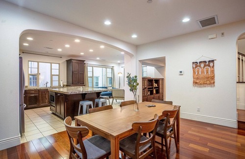 Milpitas House | Trendy 4BR Milpitas Retreat with Office Nook & Patio