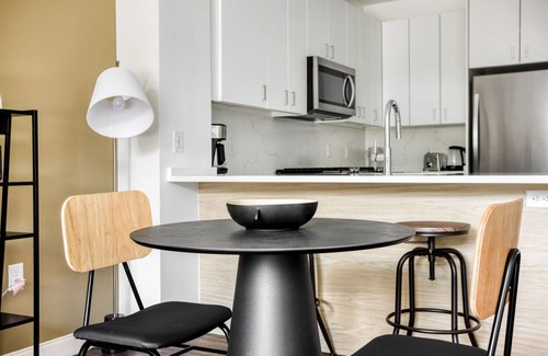Newtonville Apartment | Modern 1BR in Newton Near Train Station, Pet Friendly