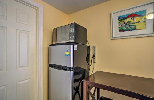 Harbor Village Apartment | Stylish Studio with Patio Steps from Pompano Beach Pier