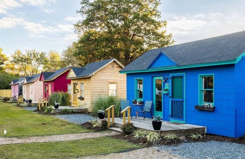 Cape Charles House | Hippie Hideaway - Tiny House with Ocean View & Fire Pit