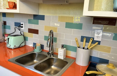 Myra RV Rental | Unique Hippy Chick Yurt Cabin with Full Kitchen Amenities
