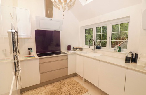 Merthyr Tydfil Cottage | Hiraeth