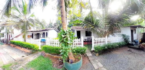 Dickwella Hotel | Discover Hiriketiya Cinnamon Garden with Ocean Views