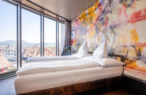 Oberkirch Hotel | Discover Hirschen Oberkirch: Family-Friendly Retreat with Dining