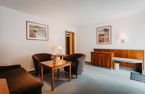 Eichstaett Hotel | Discover Hirschenwirt: Highly Rated with Spa & Dining