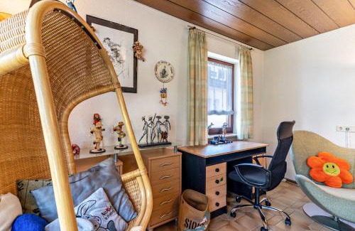 Zell am Harmersbach Apartment | Inviting Hirschturmblick: Family-Friendly Stay, Rated 9/10
