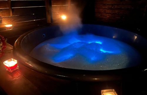 Slavske House | Discover Hirska Vatra: Family-Friendly Stay with Pool